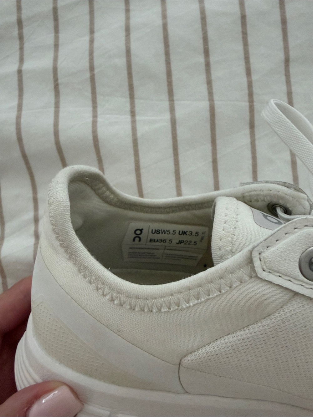 Women’s Oncloud X3 AD Sneakers - Picture 3 of 5